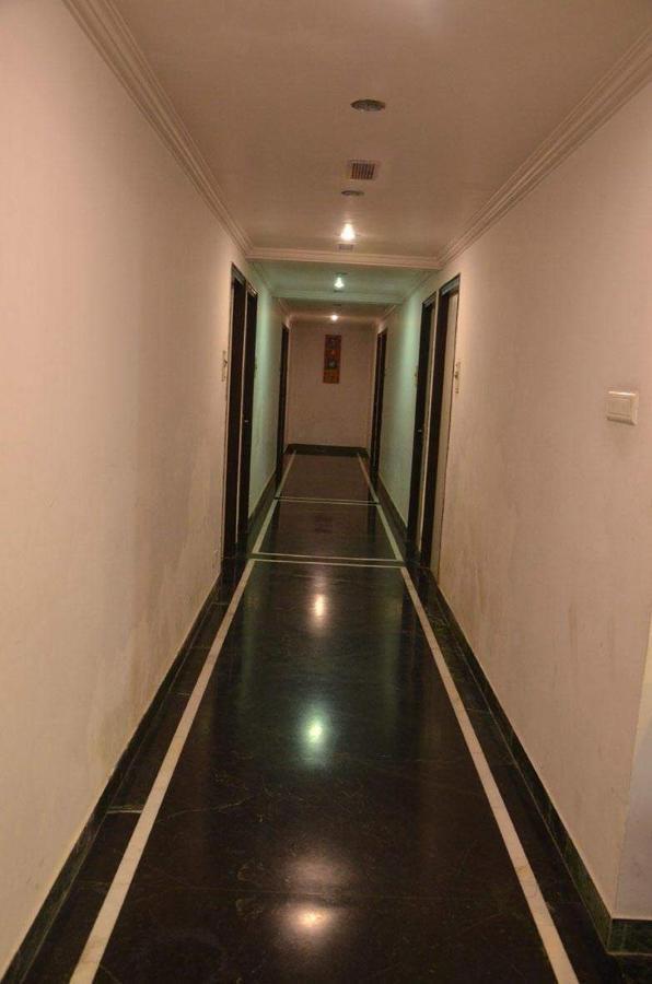 Rass Hotel Kánpur Kültér fotó
