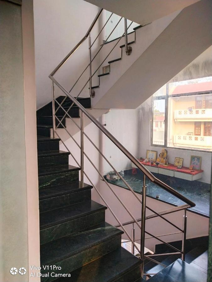 Rass Hotel Kánpur Kültér fotó